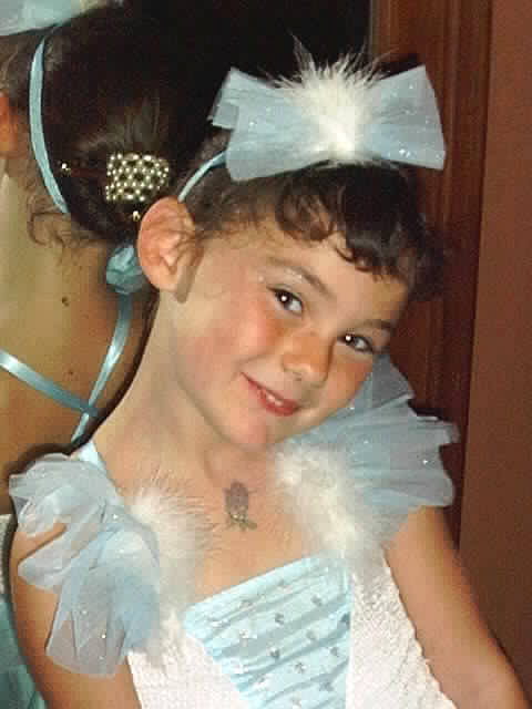 DeannaPrincess.jpg (25192 bytes)